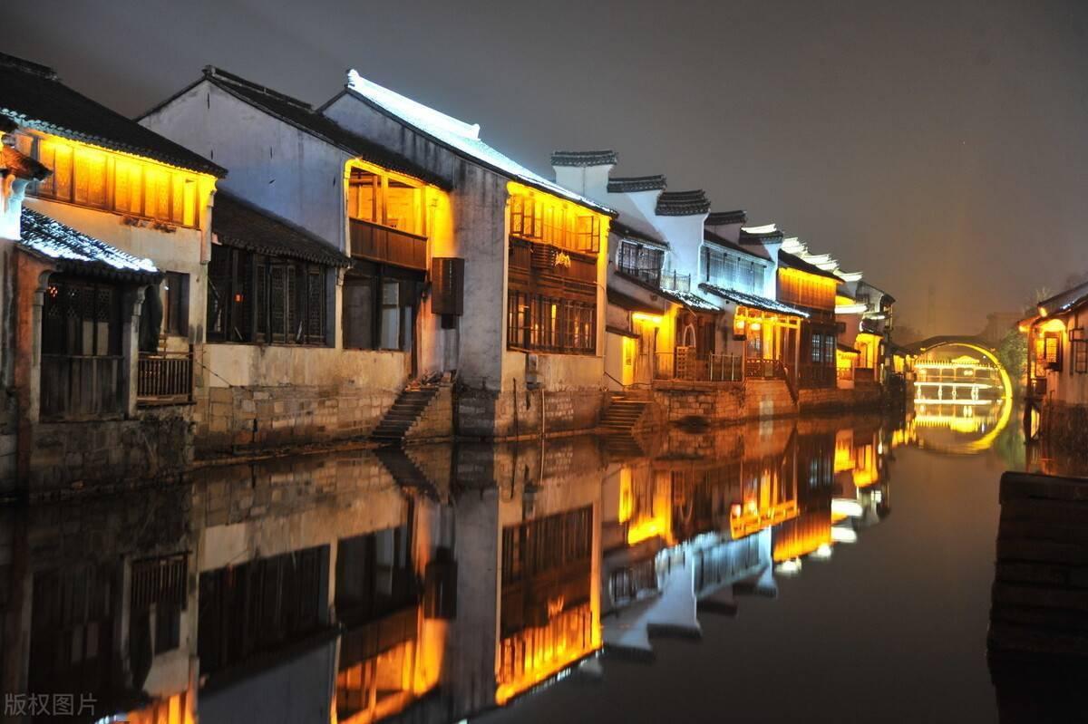 华厦渝州眼科医院举办ICL近视手术分享会